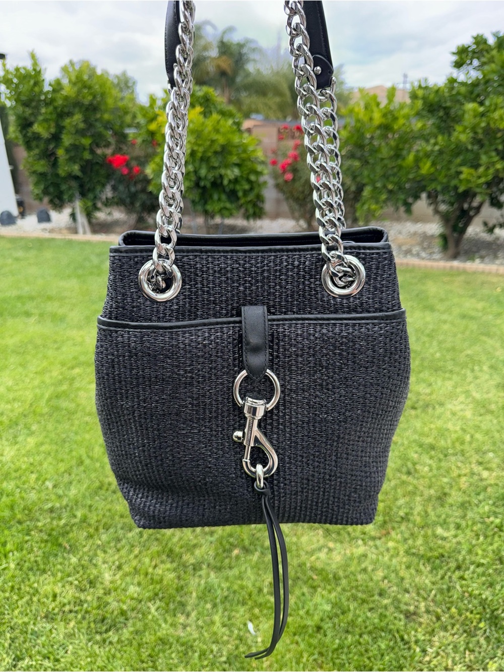 NWT Rebecca Minkoff Edie Large Black Woven Straw Bucket Shoulder Bag Purse New - Picture 10 of 17